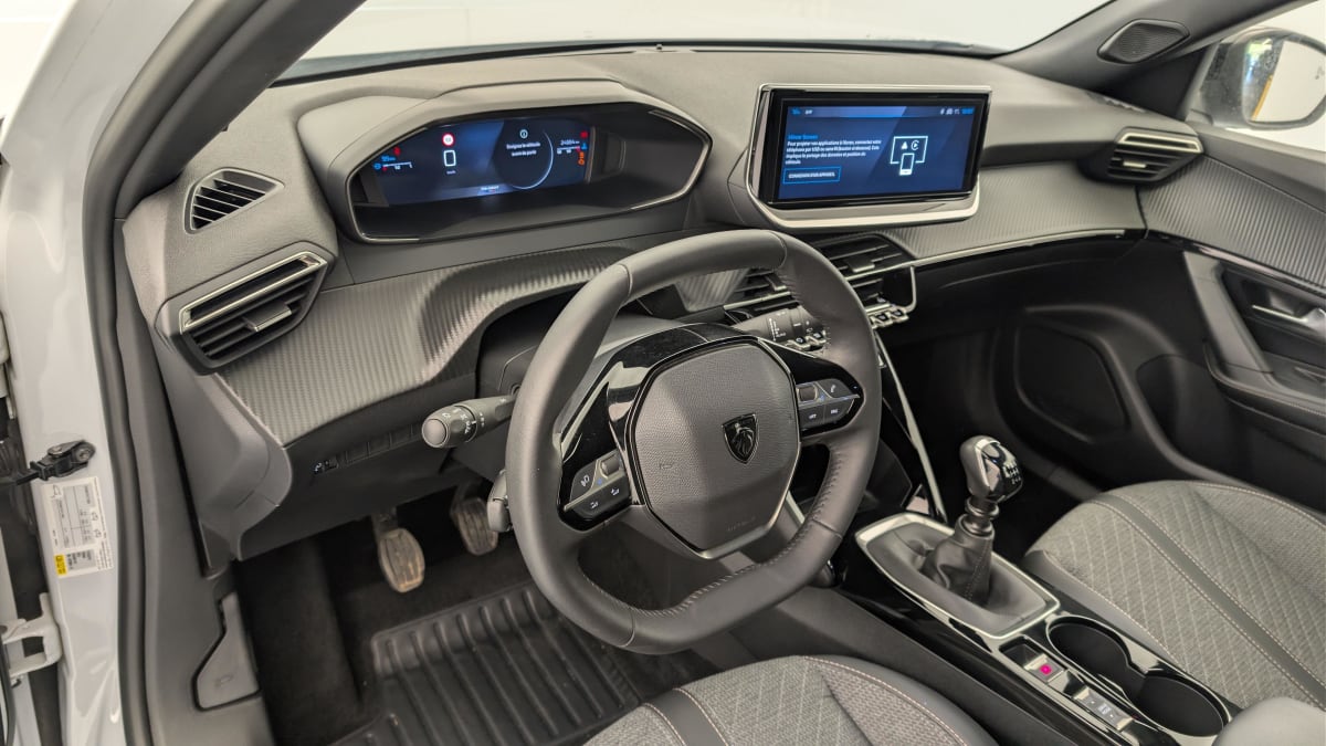 Peugeot 2008 - Image 15