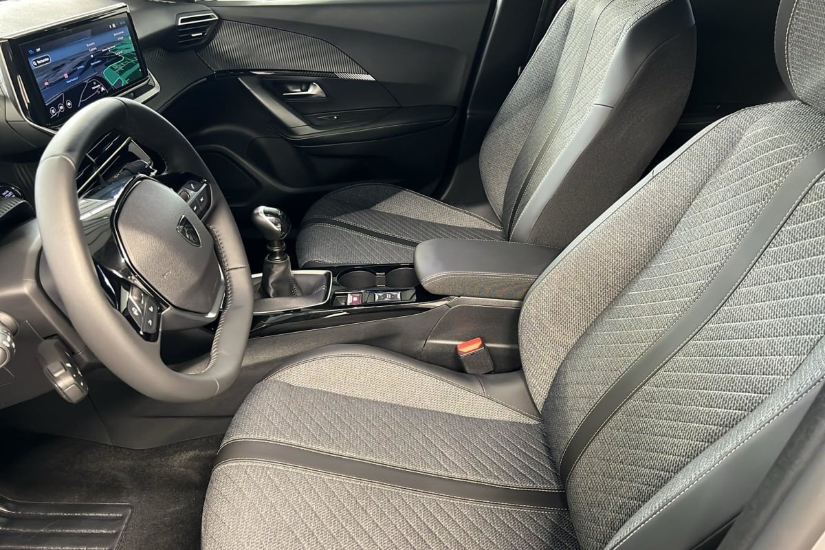 Peugeot 2008 - Image 9