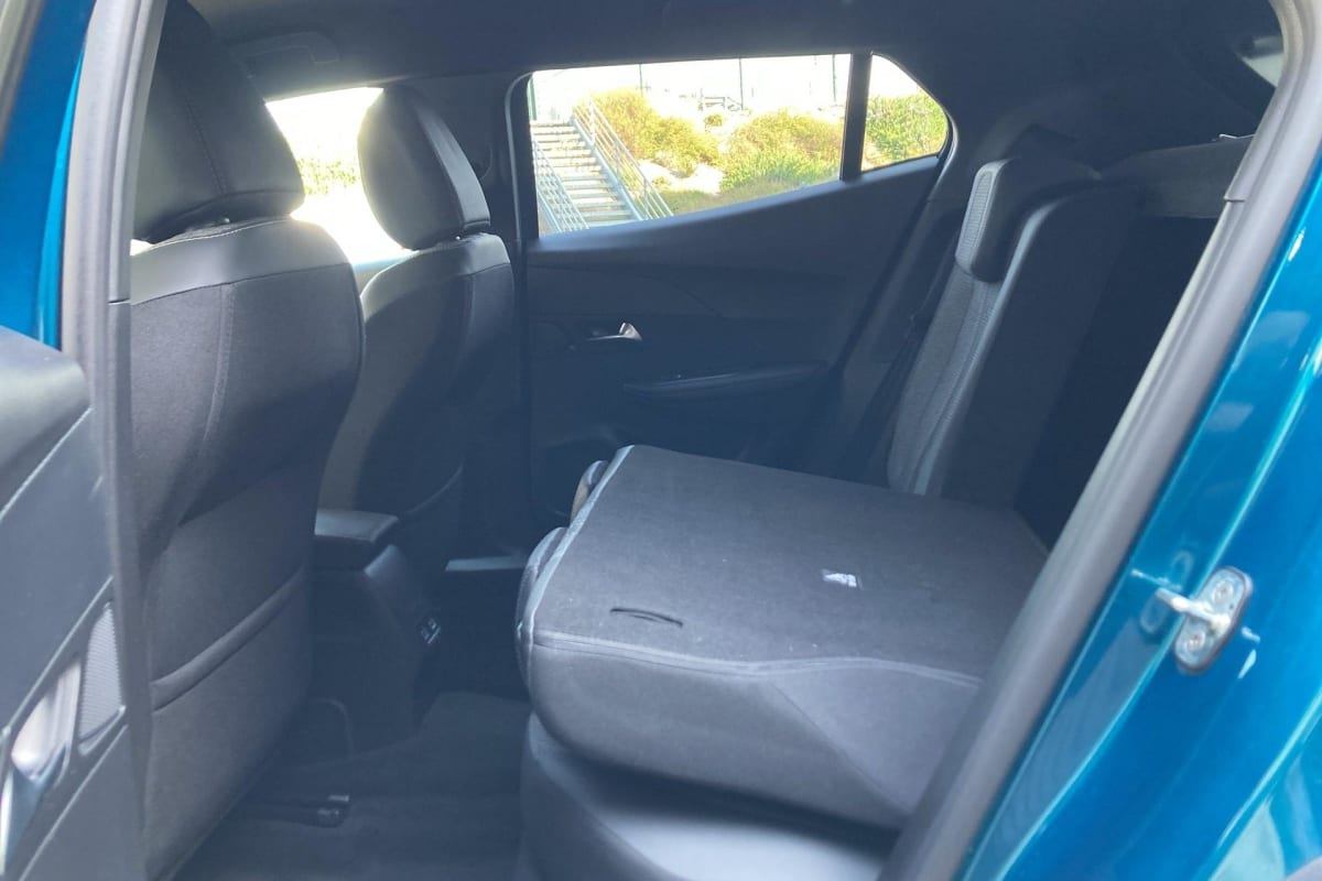 Peugeot 2008 - Image 10