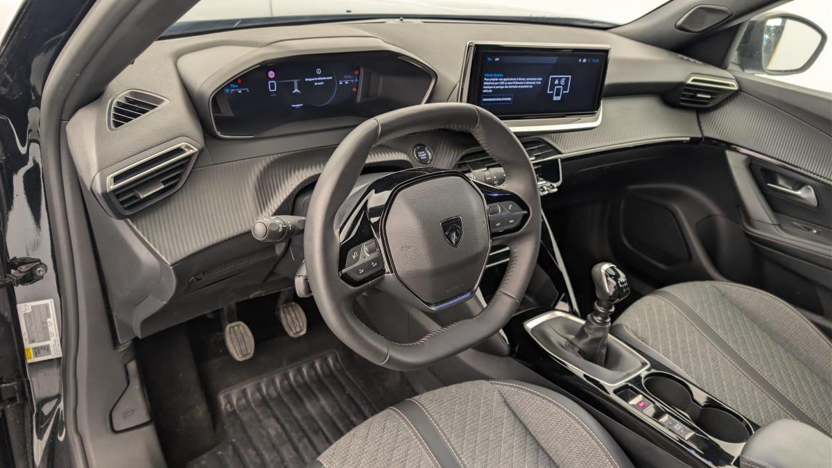 Peugeot 2008 - Image 15