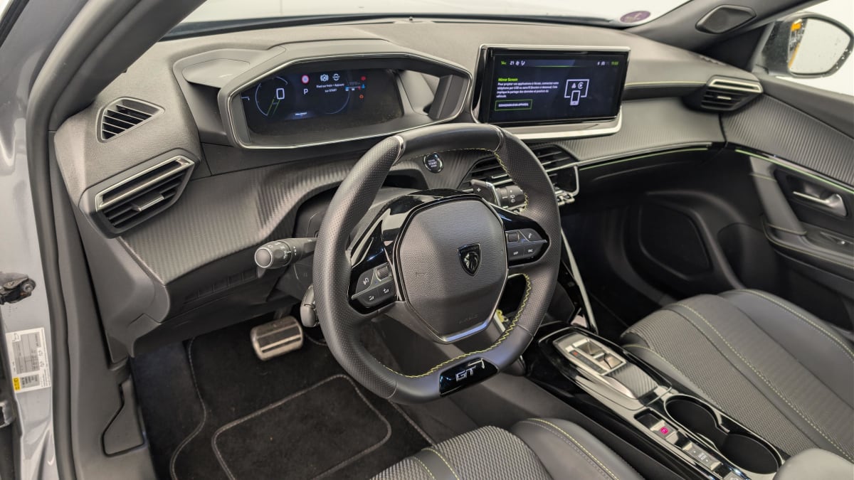 Peugeot 2008 - Image 15