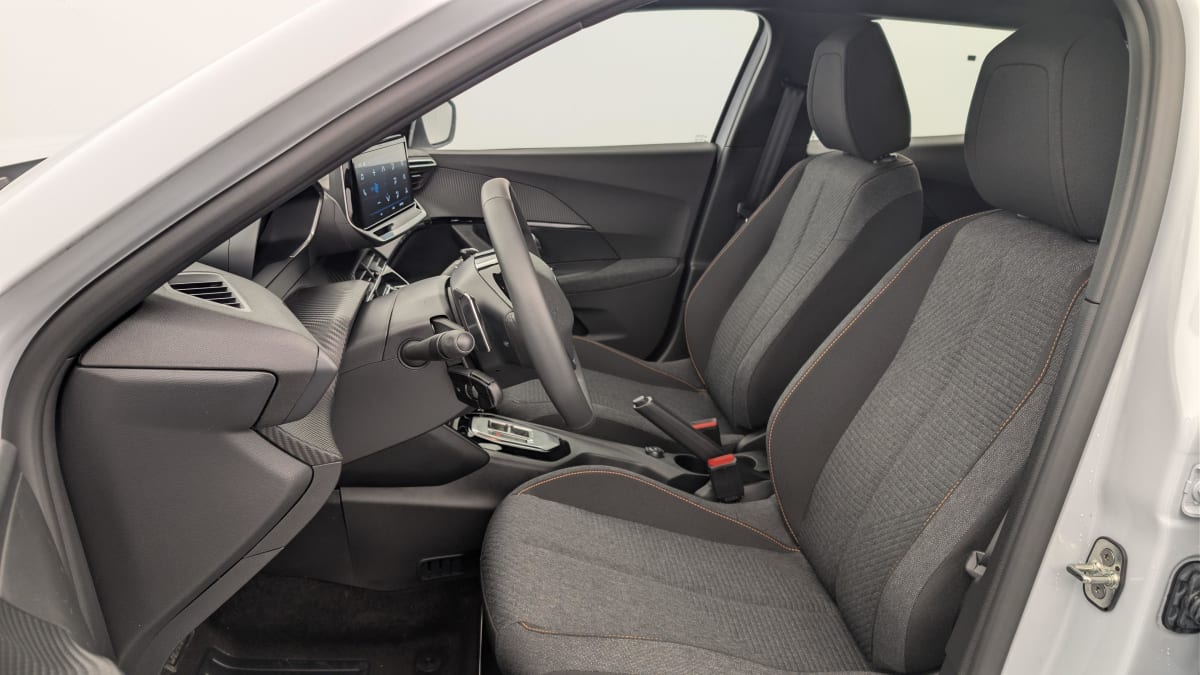 Peugeot 2008 - Image 16