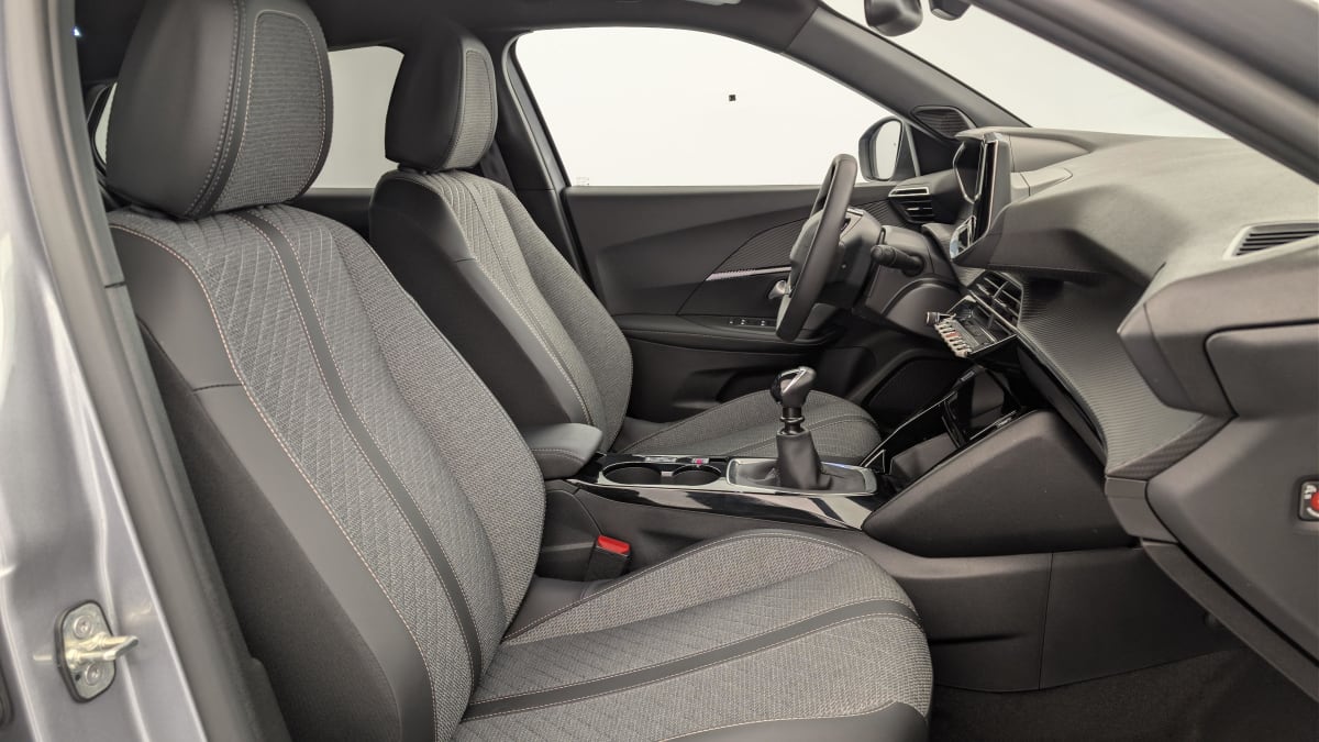 Peugeot 2008 - Image 9