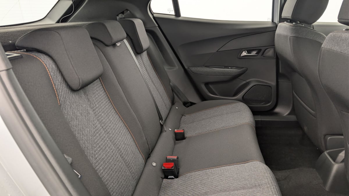 Peugeot 2008 - Image 10