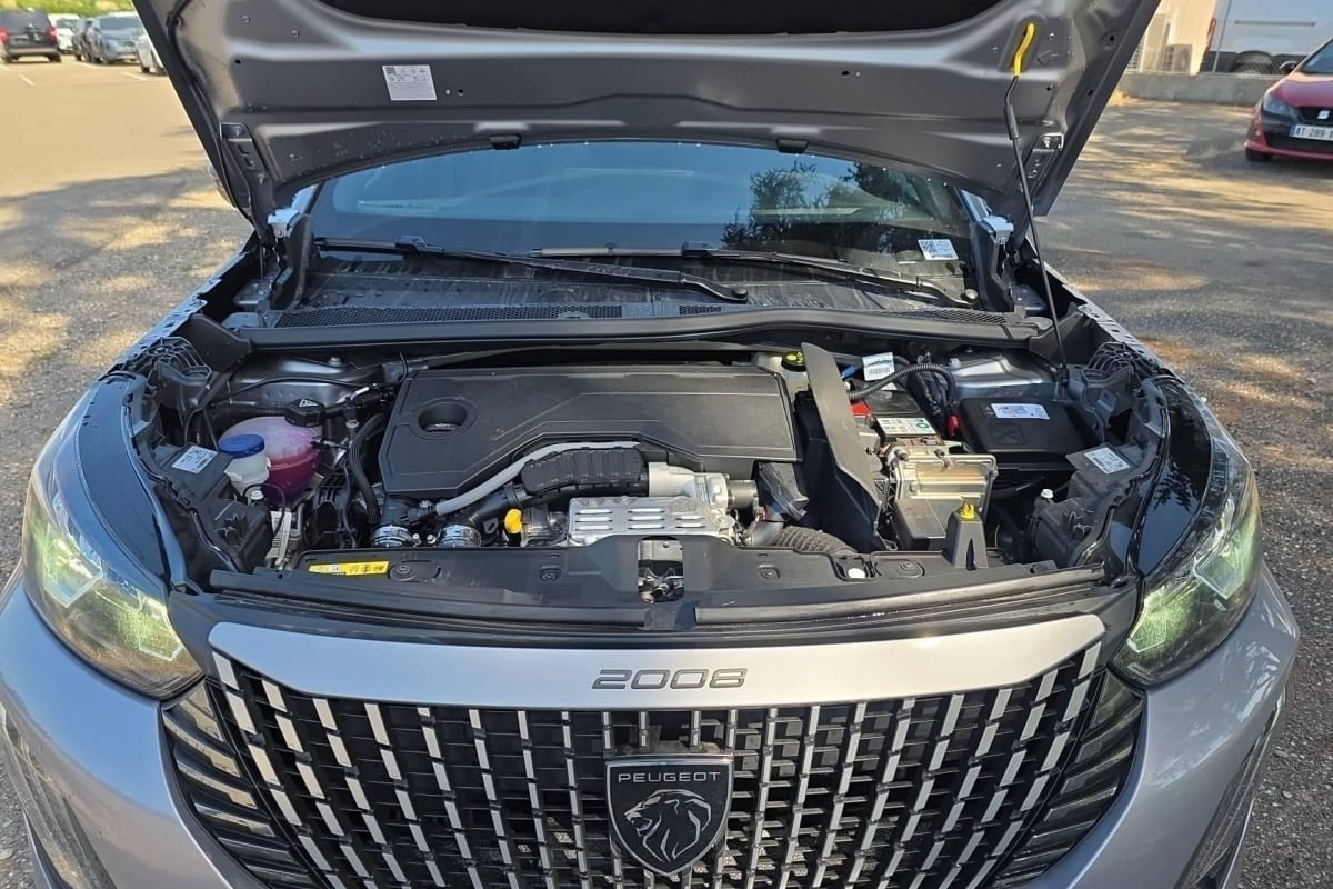 Peugeot 2008 - Image 24