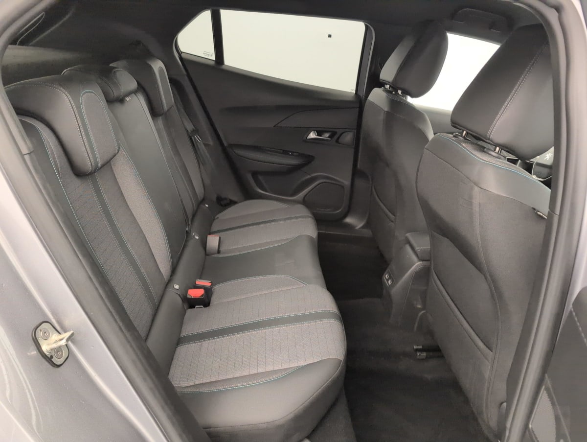 Peugeot 2008 - Image 10
