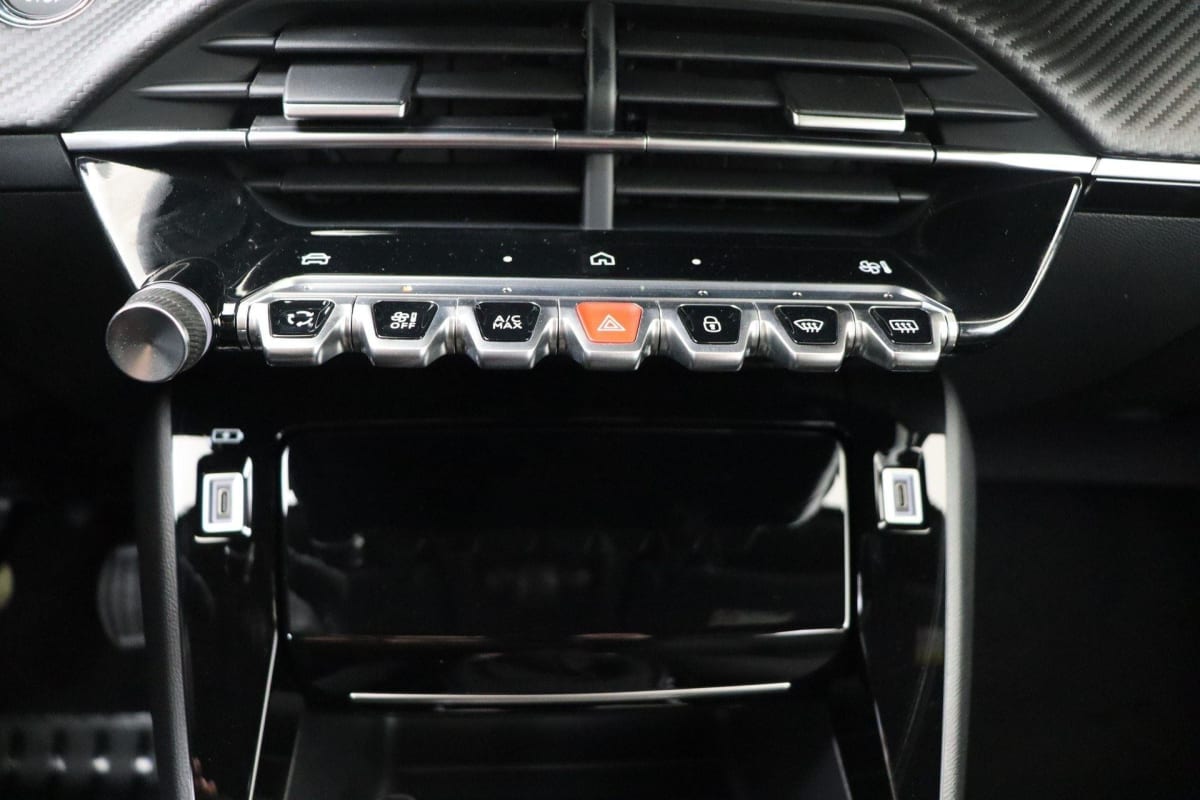 Peugeot 2008 - Image 26