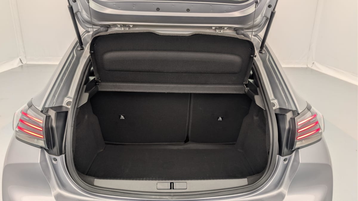 Peugeot 208 - Image 11