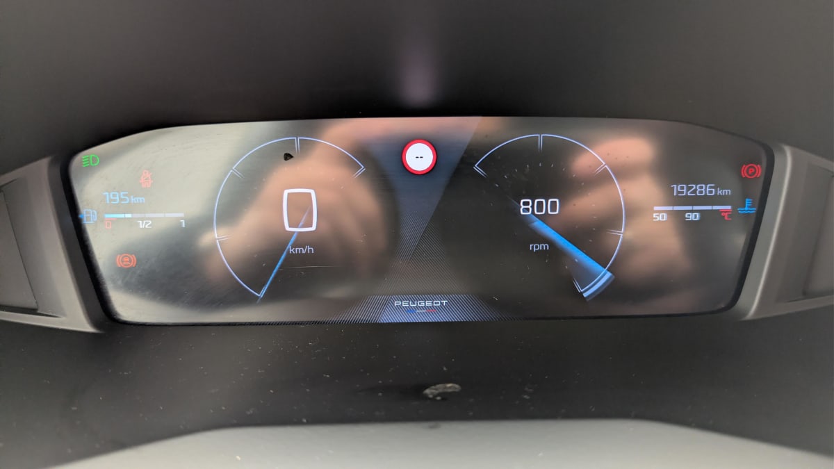 Peugeot 208 - Image 22