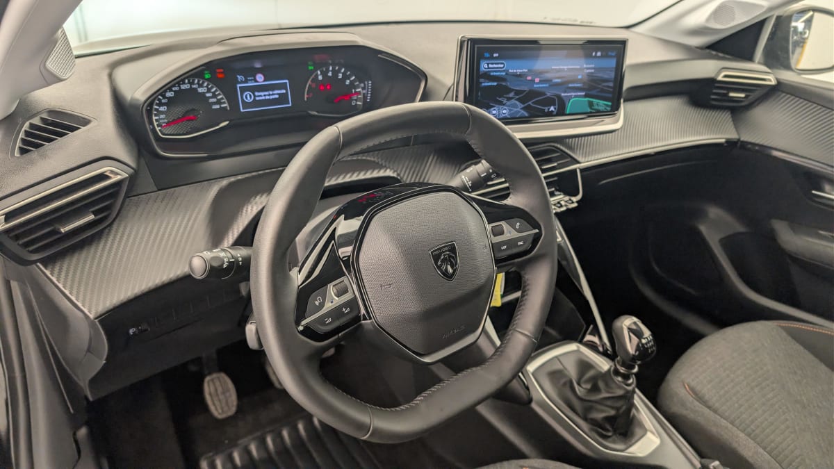 Peugeot 208 - Image 15