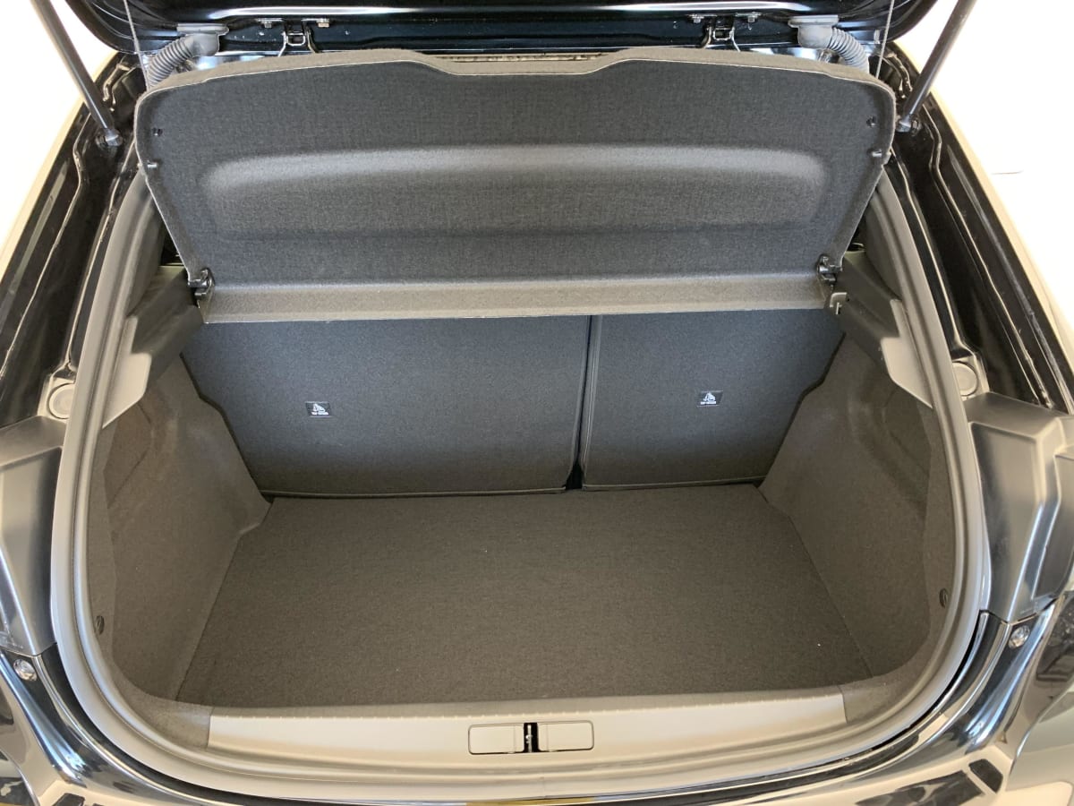 Peugeot 208 - Image 35