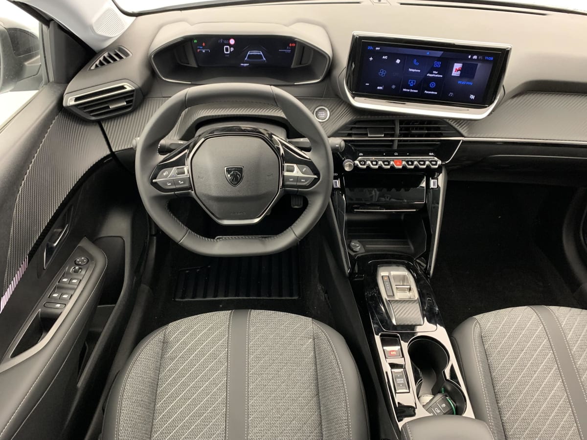 Peugeot 208 - Image 82