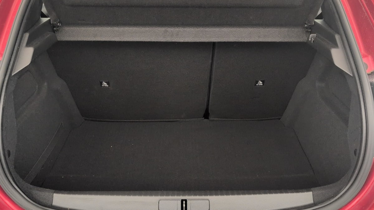 Peugeot 208 - Image 11