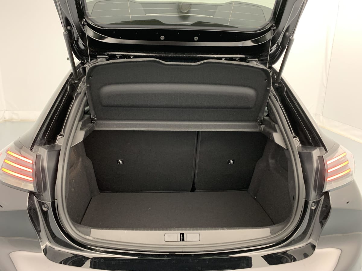 Peugeot 208 - Image 131