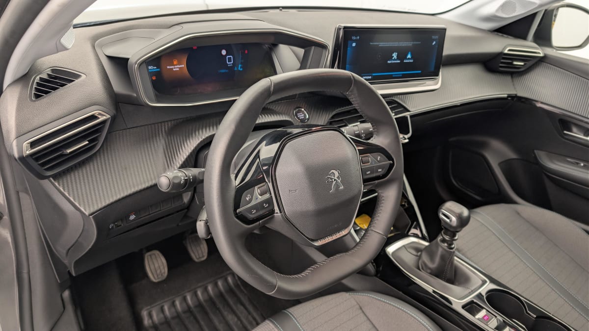 Peugeot 208 - Image 15