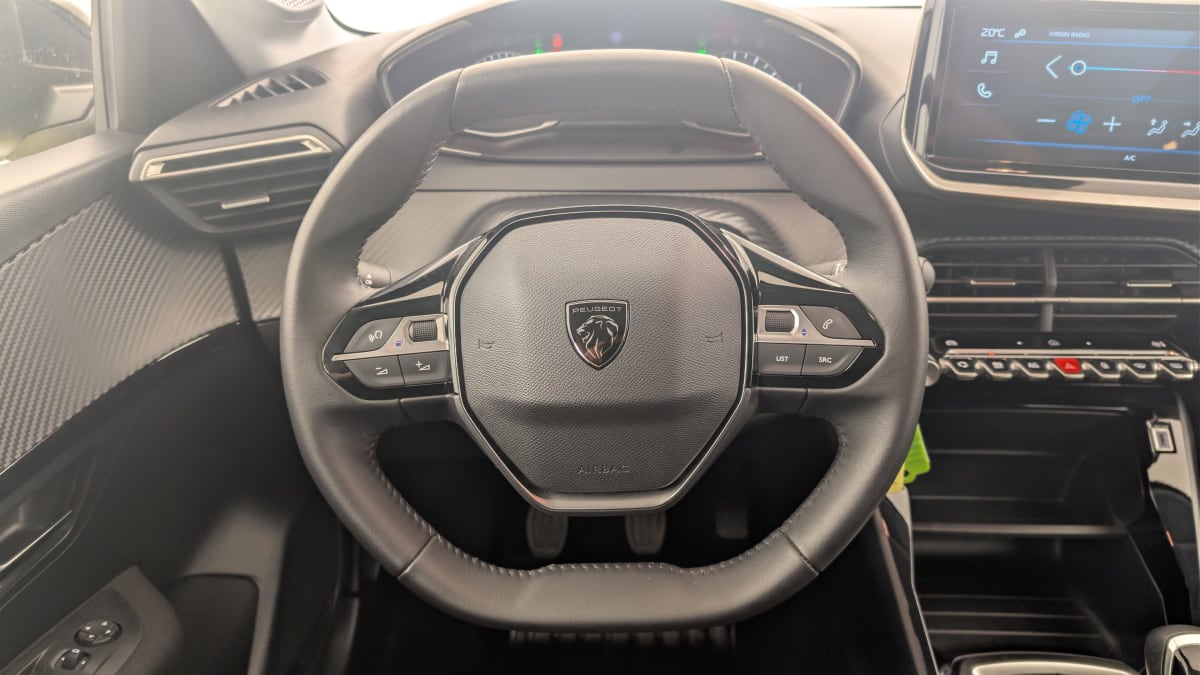 Peugeot 208 - Image 14