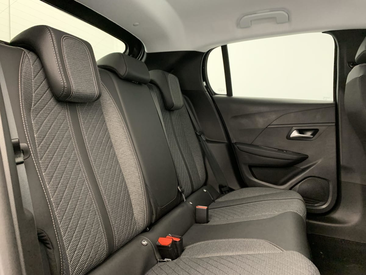 Peugeot 208 - Image 56
