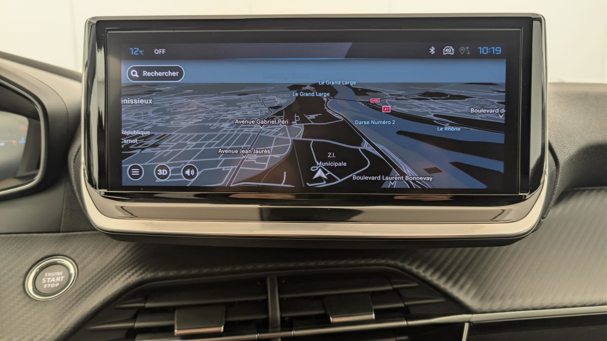 Peugeot 208 - Image 17