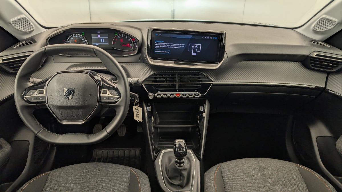 Peugeot 208 - Image 13