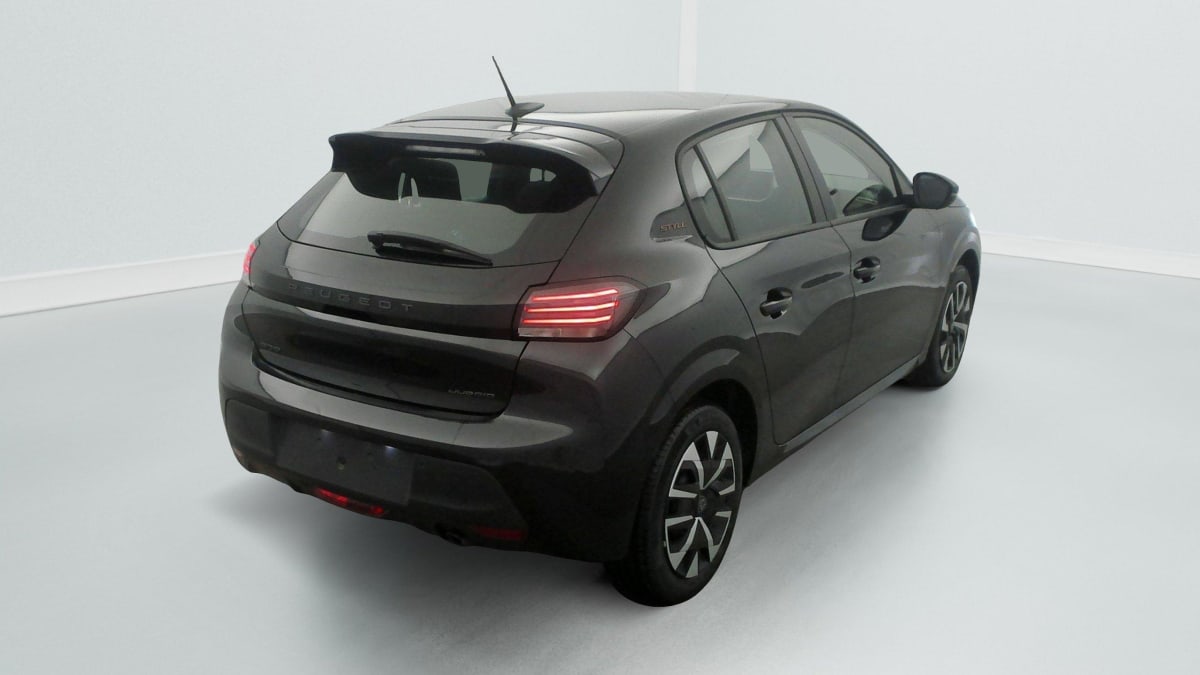 PEUGEOT 208 HYBRID 100 E-DCS6 STYLE