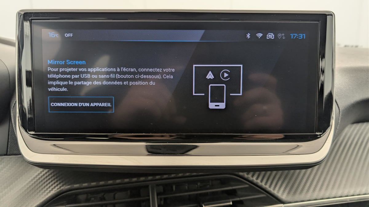 Peugeot 208 - Image 18