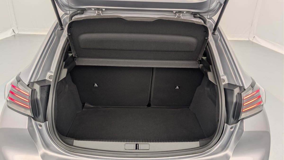 Peugeot 208 - Image 11