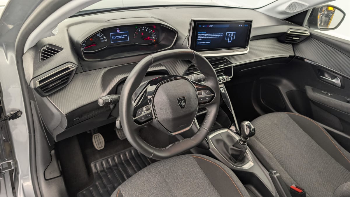 Peugeot 208 - Image 15