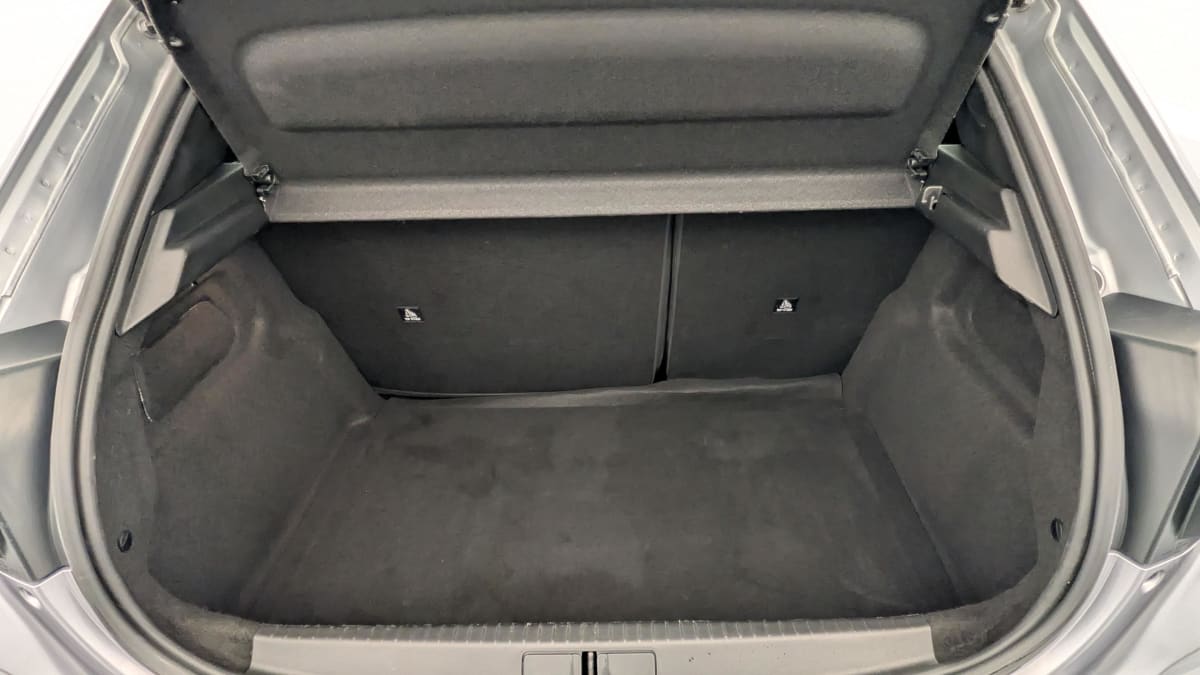 Peugeot 208 - Image 11