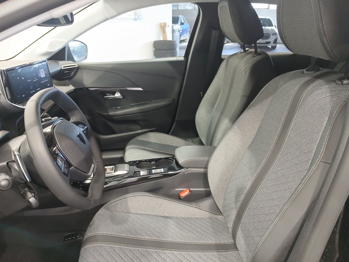 PEUGEOT 208 HYBRID 100 E-DCS6 ALLURE