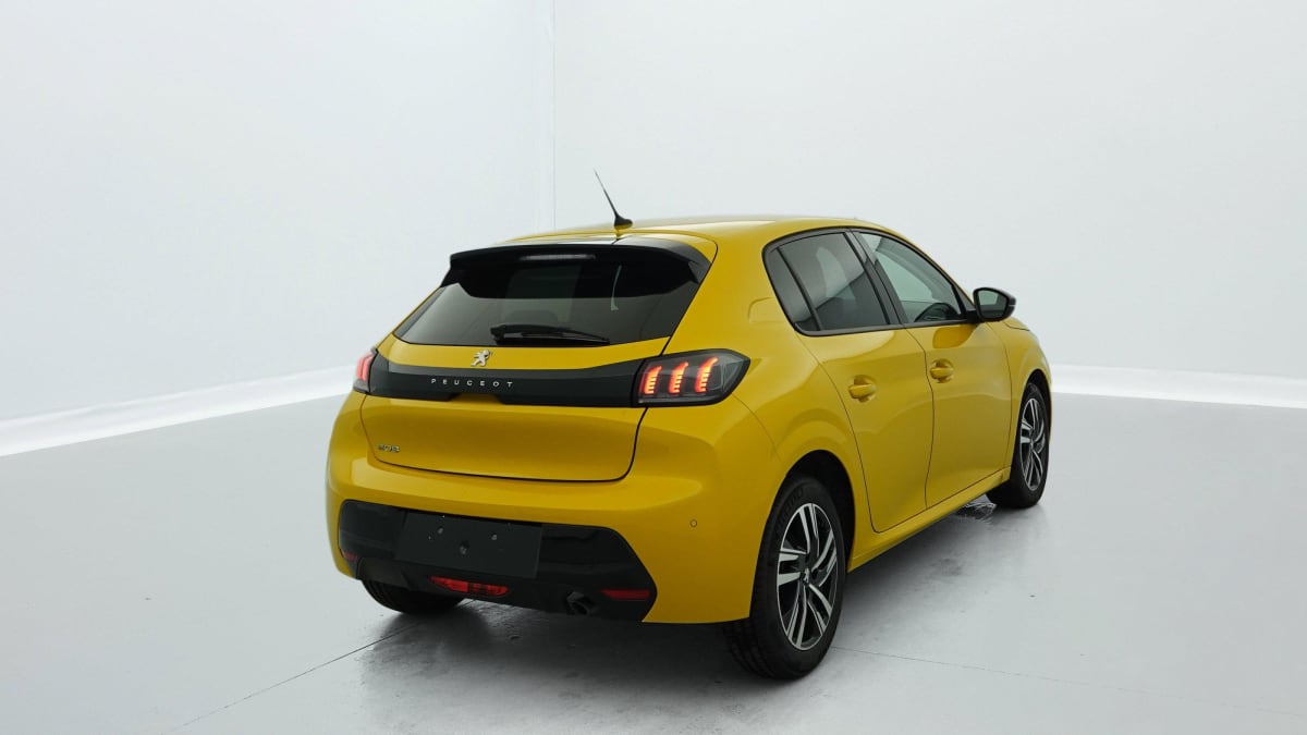 PEUGEOT 208 PURETECH 100 ALLURE