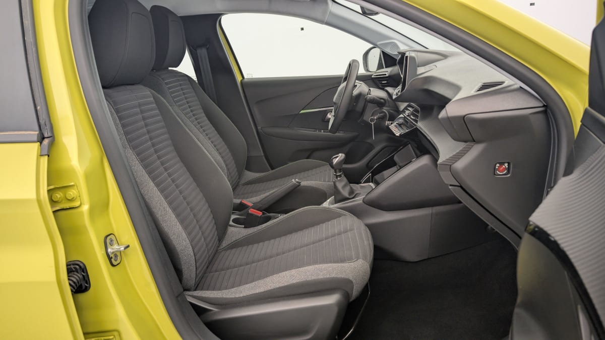 PEUGEOT 208 PURETECH 100 ACTIVE