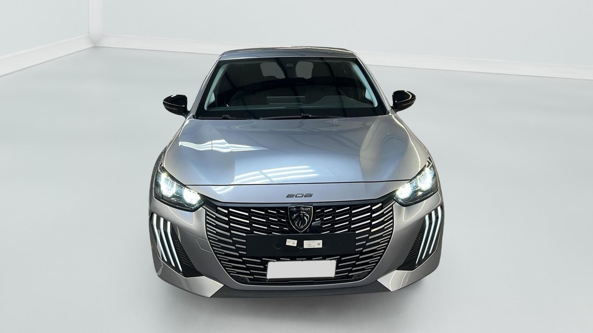 Peugeot 208 - Image 2