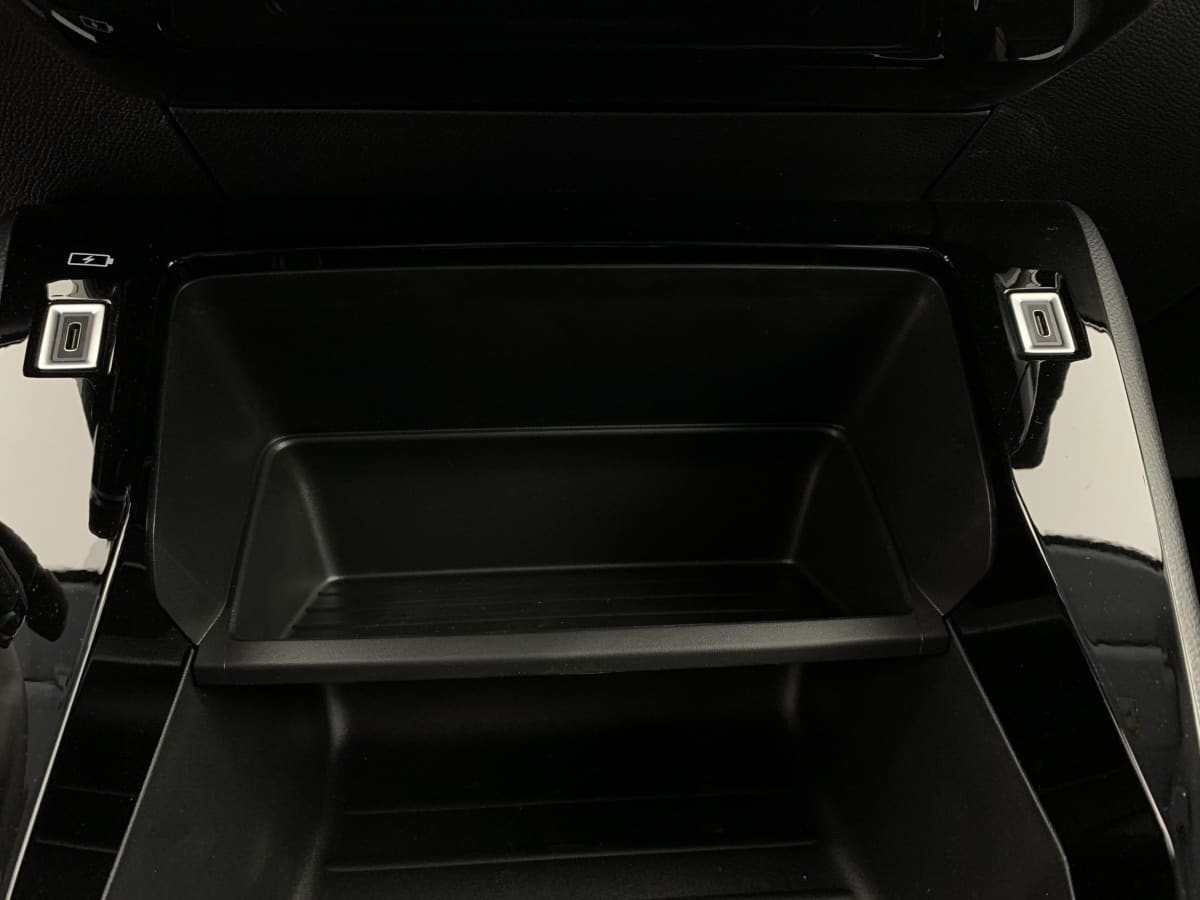 Peugeot 208 - Image 40
