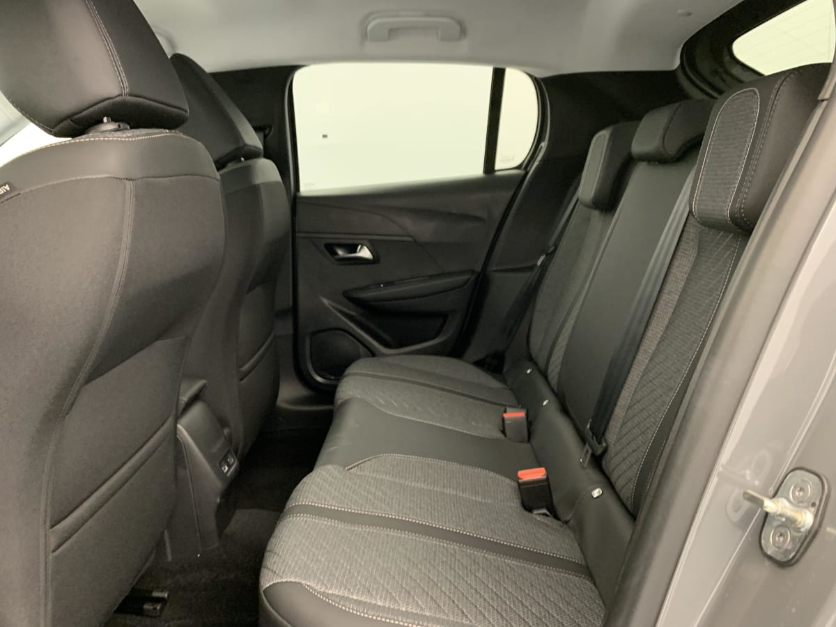 Peugeot 208 - Image 65