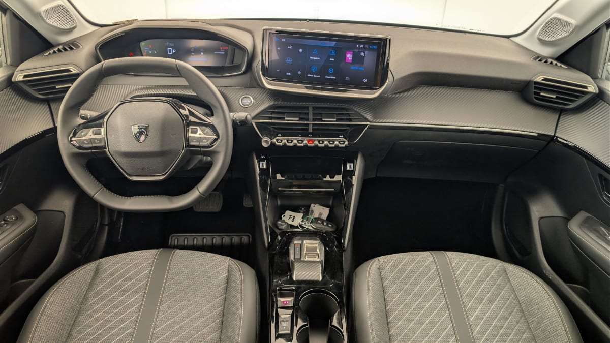 Peugeot 208 - Image 13