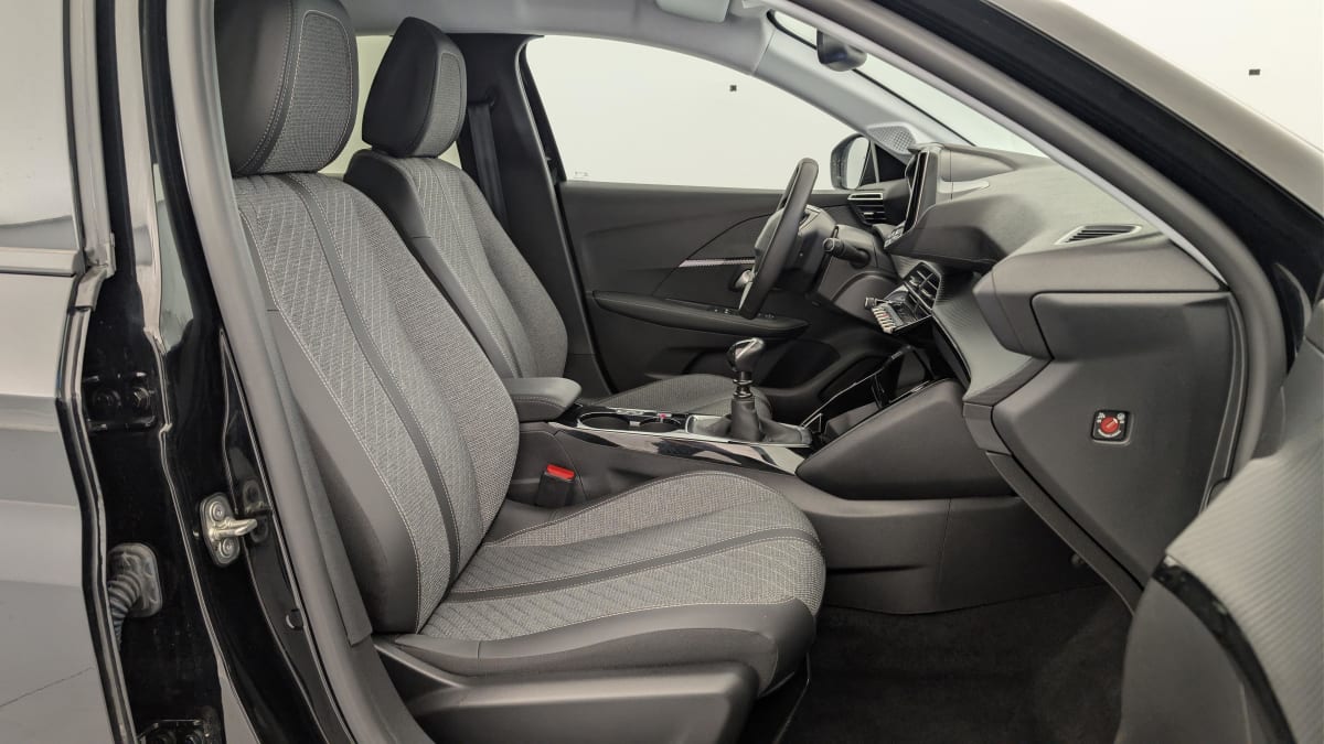 PEUGEOT 208 PURETECH 100 ALLURE