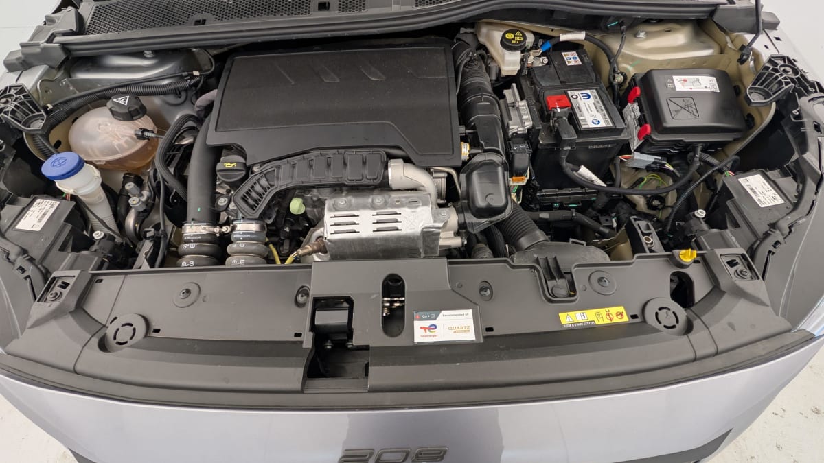 Peugeot 208 - Image 16
