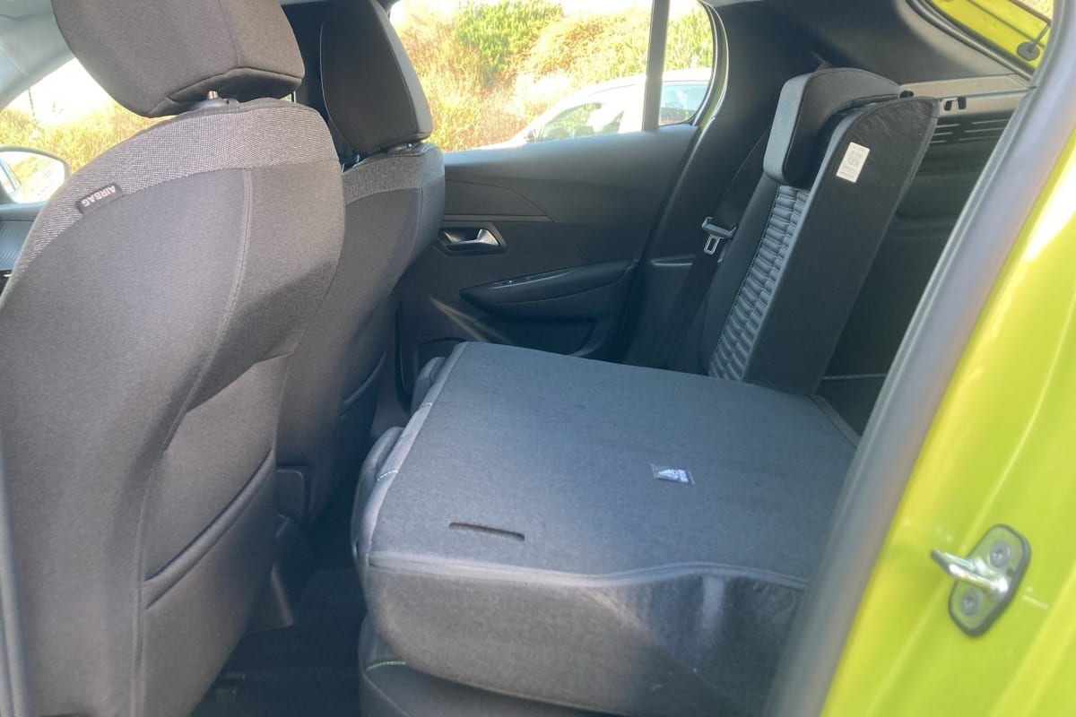 Peugeot 208 - Image 10