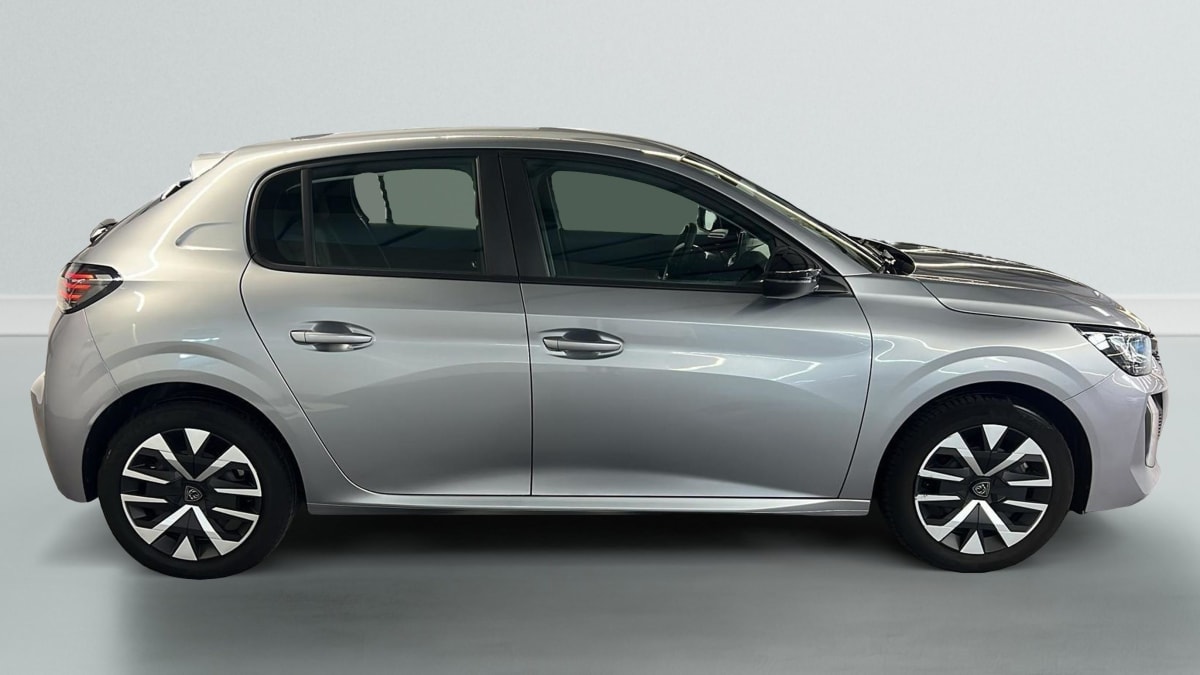 Peugeot 208 - Image 8