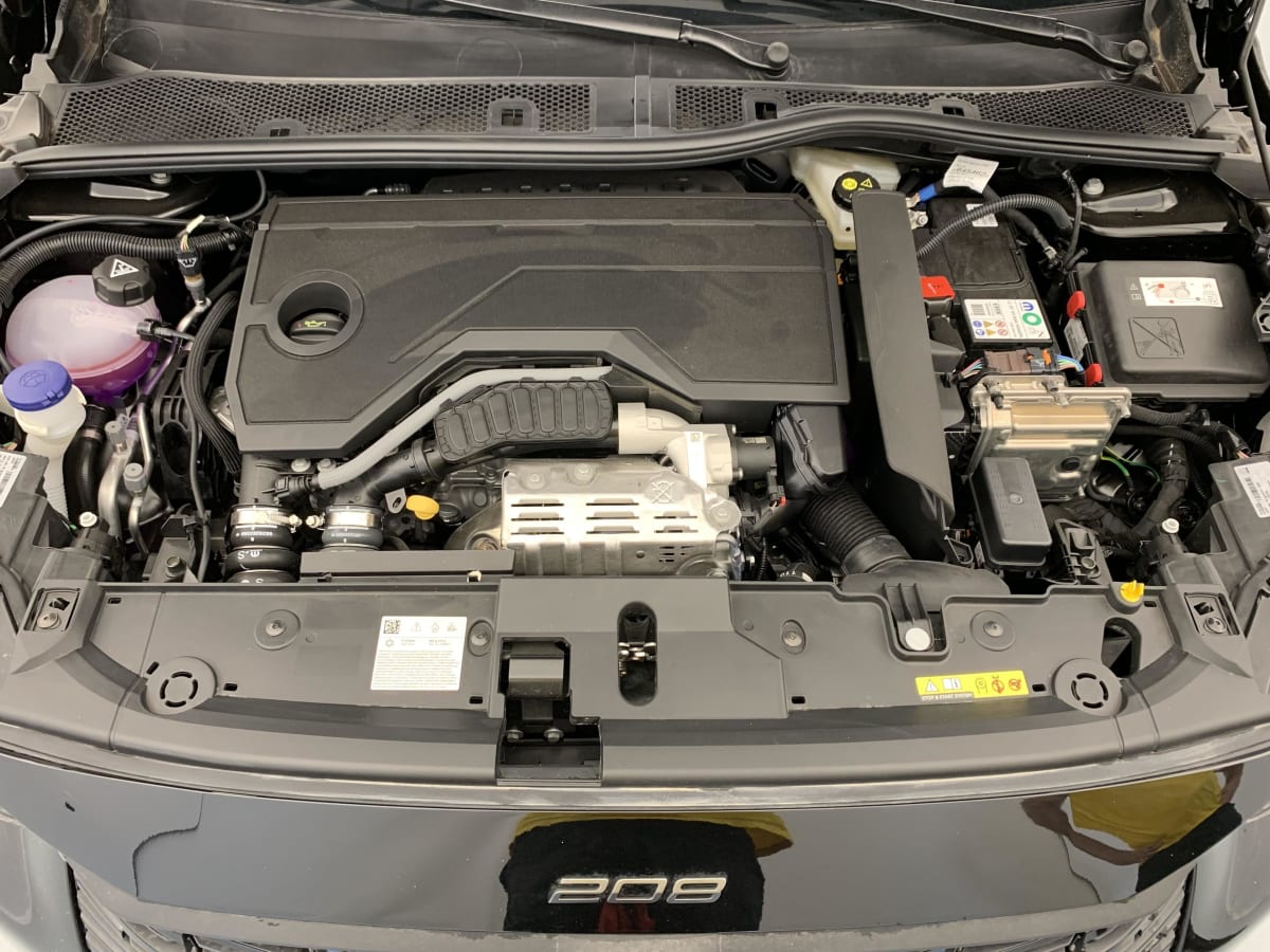 Peugeot 208 - Image 39