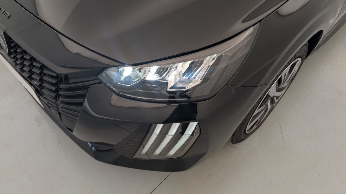 Peugeot 208 - Image 20