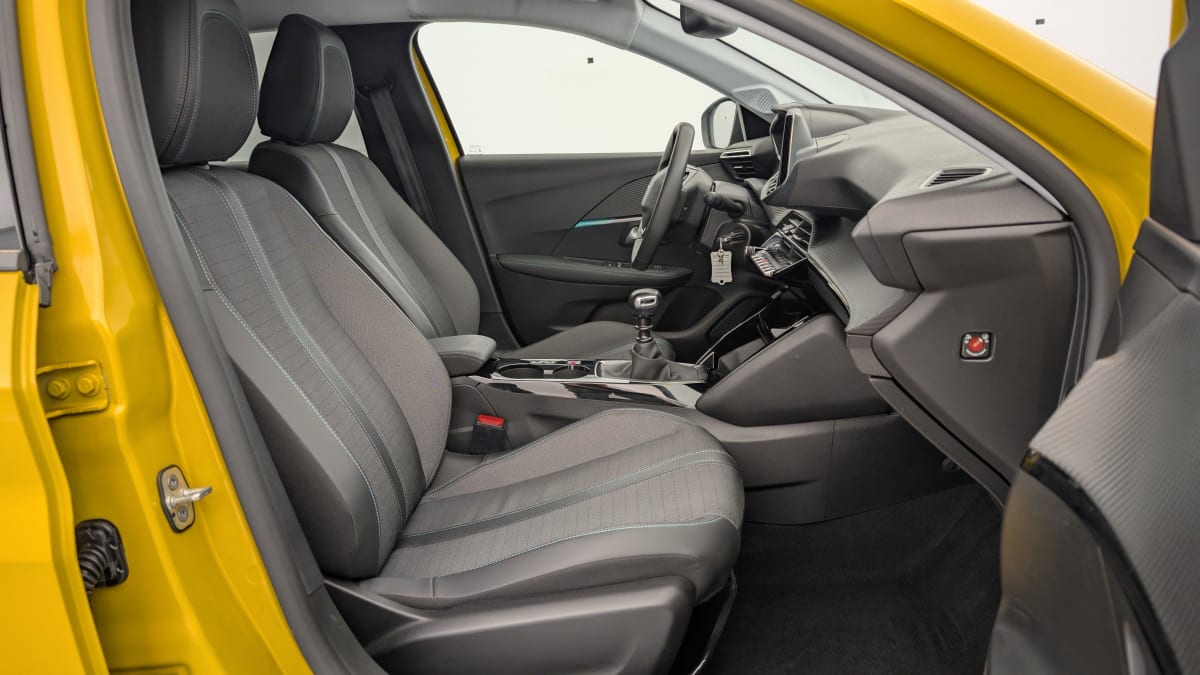 PEUGEOT 208 PURETECH 100 ALLURE