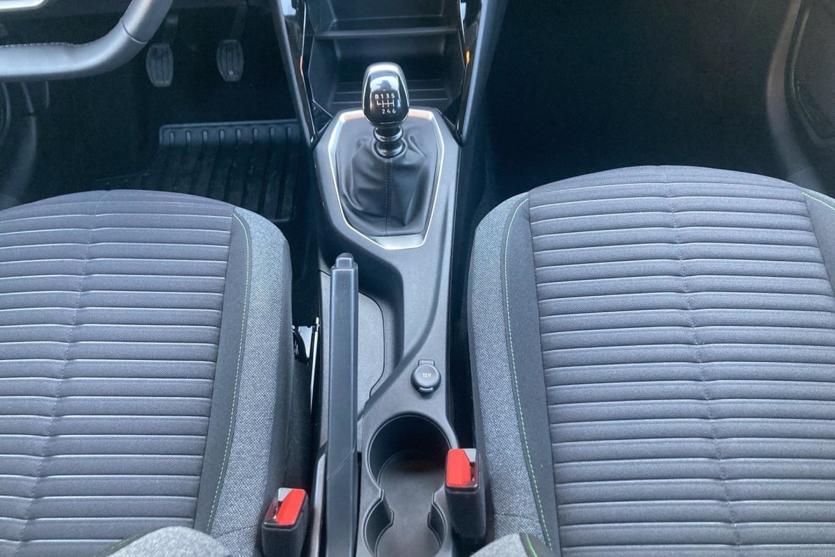 Peugeot 208 - Image 17