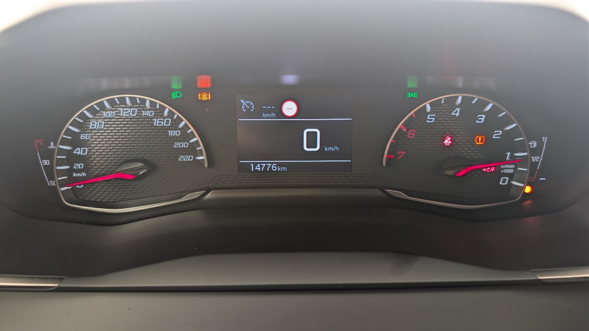 Peugeot 208 - Image 21