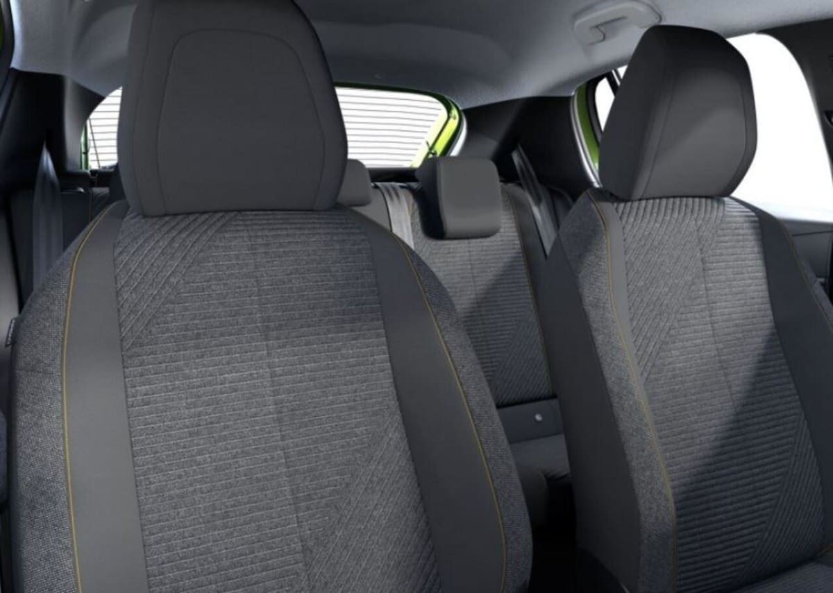PEUGEOT 208 100 STYLE