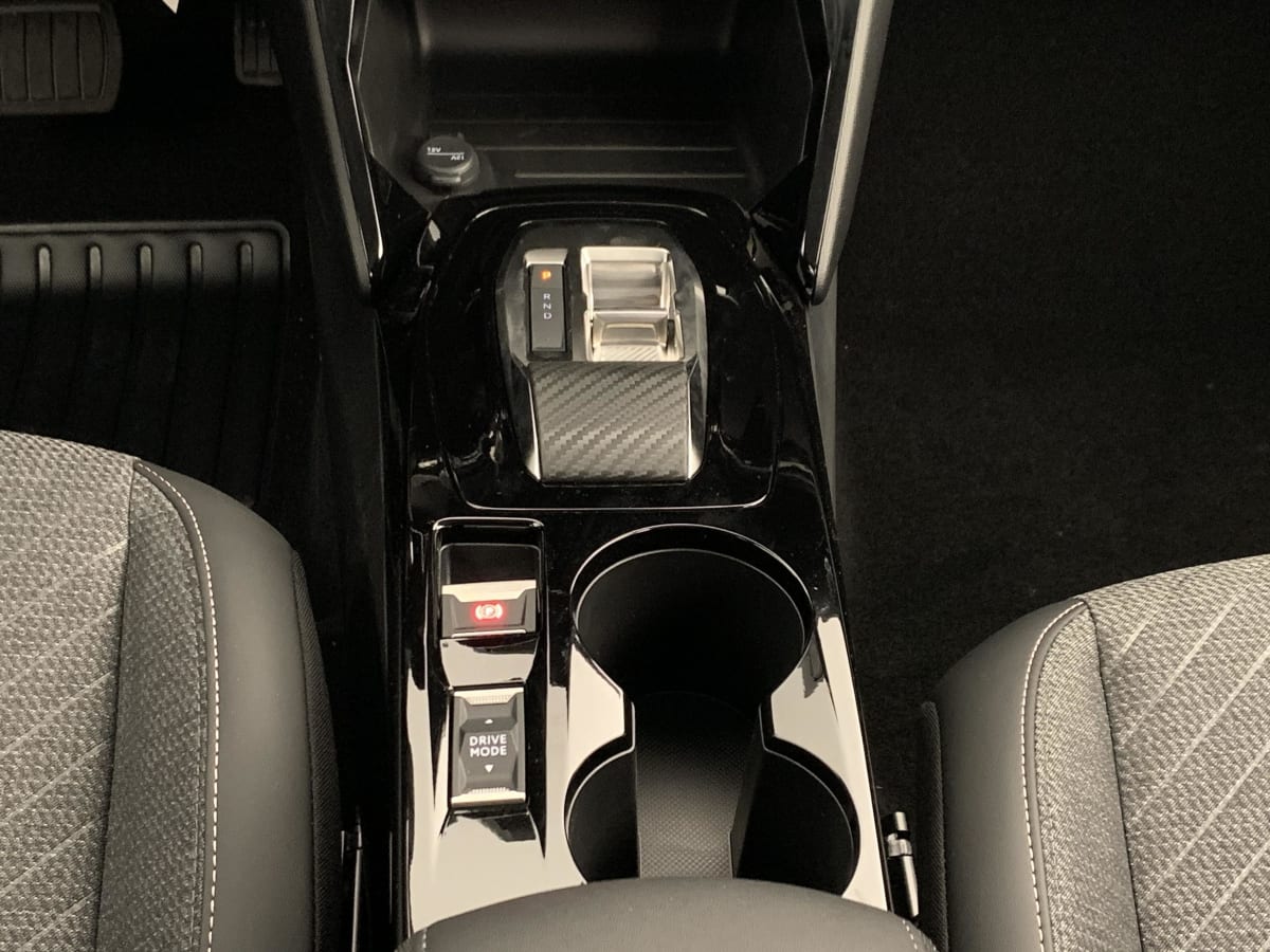 Peugeot 208 - Image 87