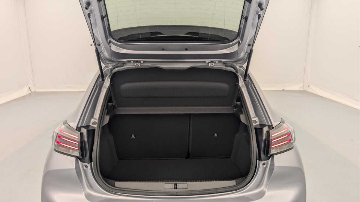 Peugeot 208 - Image 11