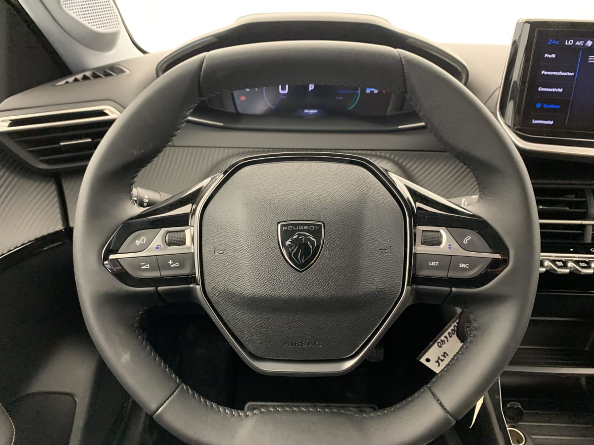 Peugeot 208 - Image 36