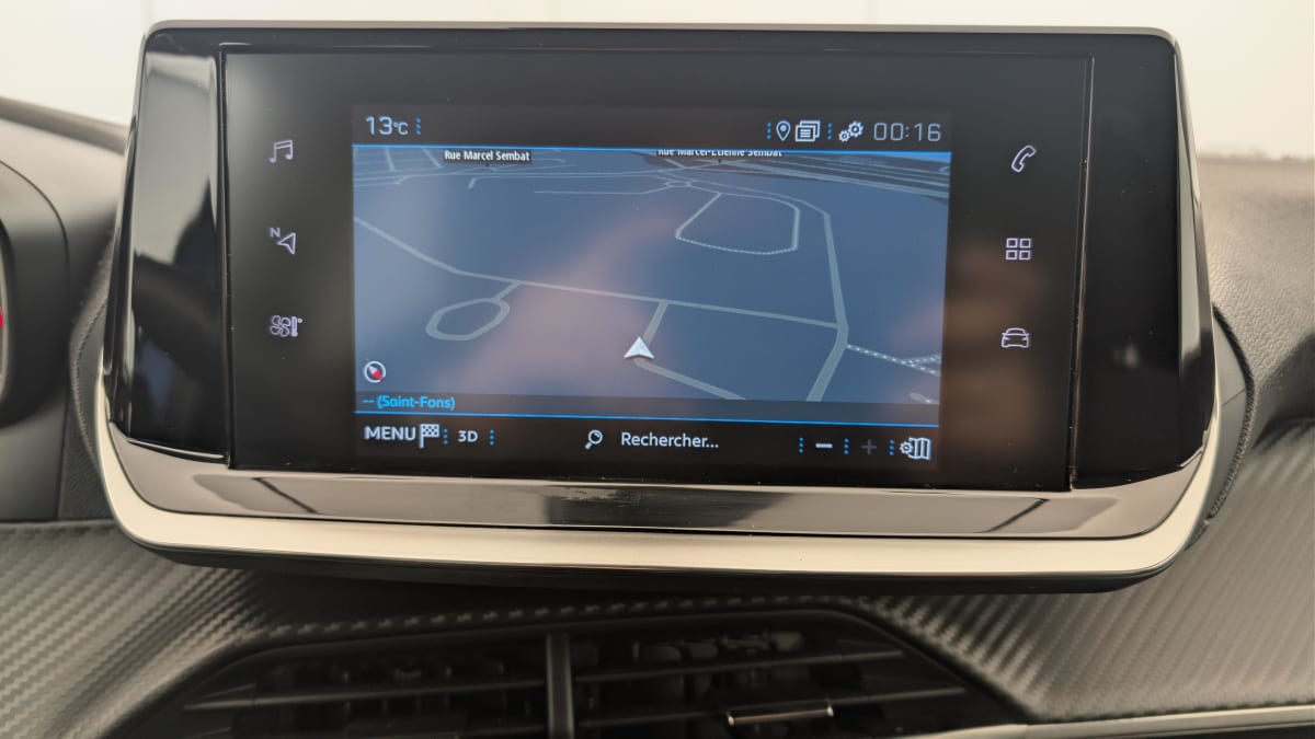 Peugeot 208 - Image 17