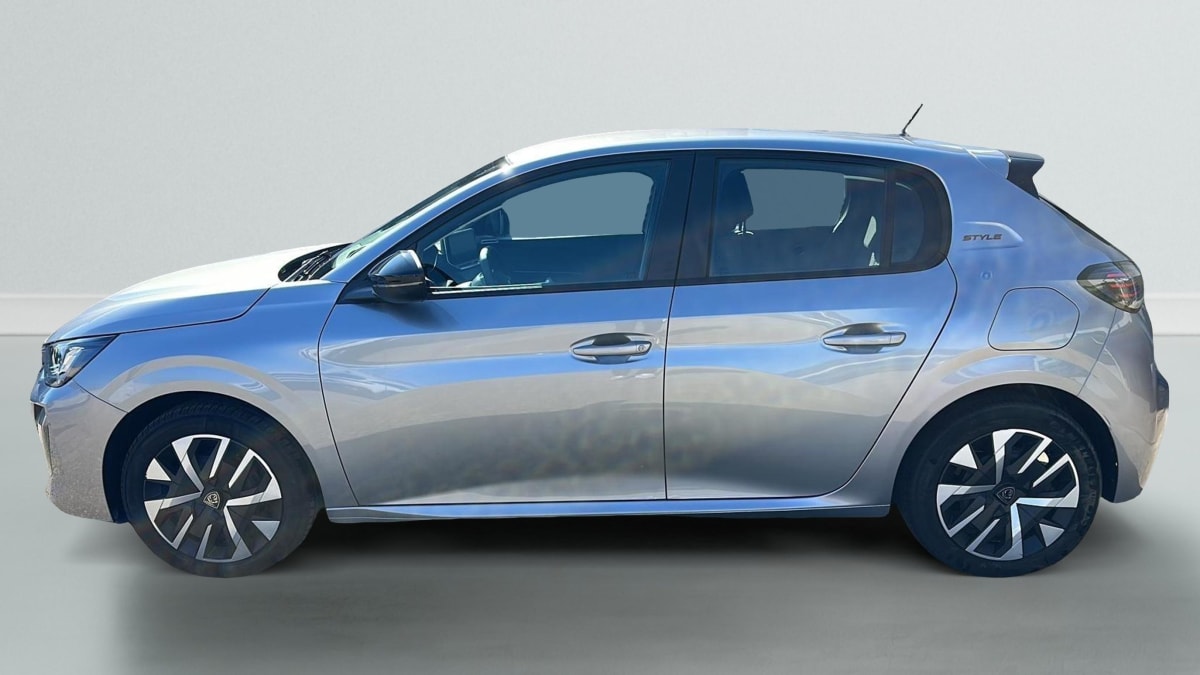 Peugeot 208 - Image 4